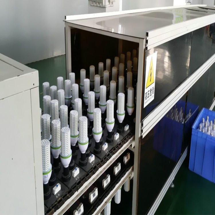 1544669553914266.jpg 玉米灯老化线2.jpg